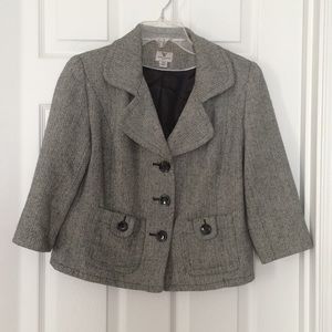 Quarter Length Sleeve Grey Peacoat/Jacket